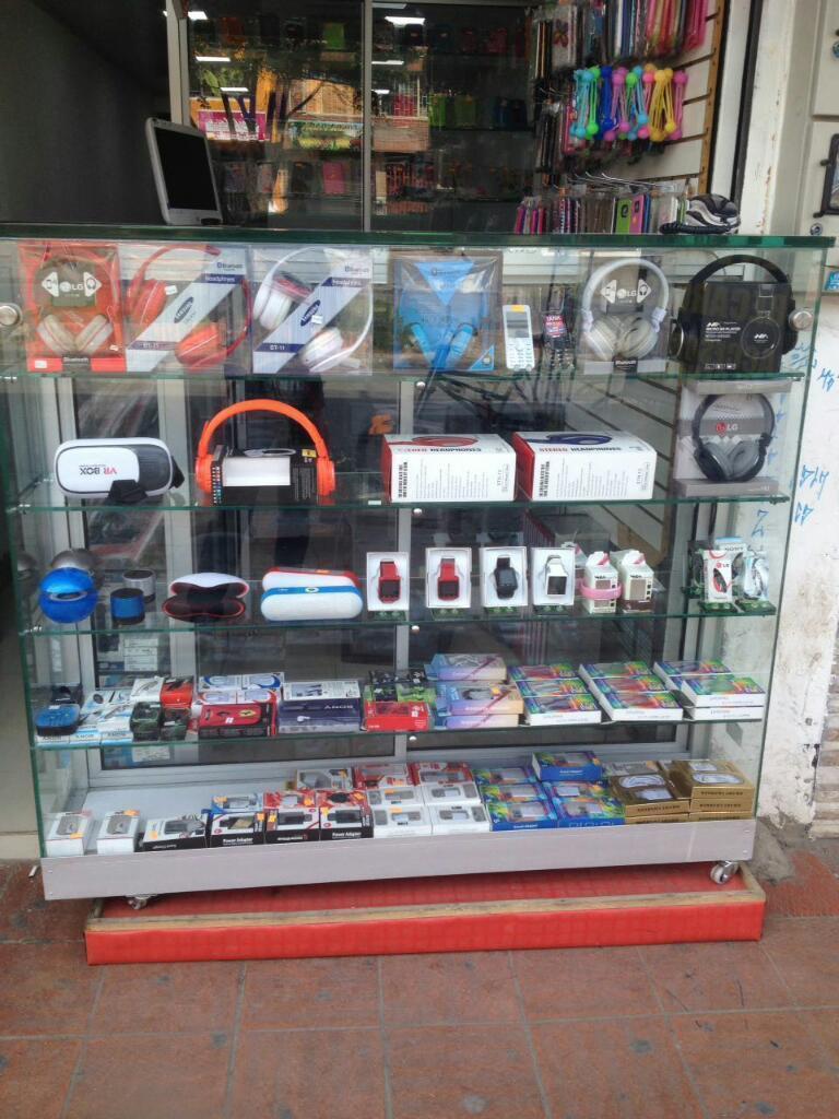 Vendo Local..accesorios de Celular ..!