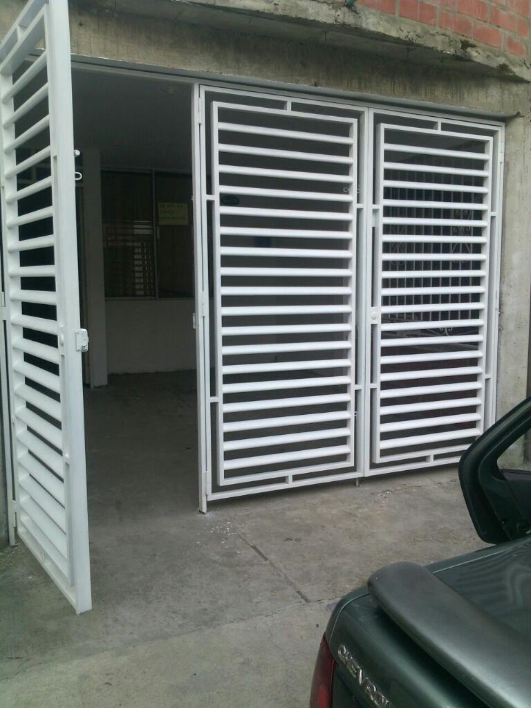 Alquilo Sólo El Garaje en Ciudad Del Campo