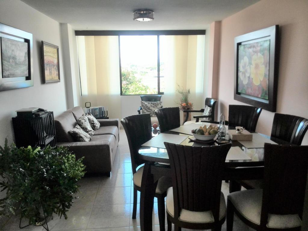 Hermoso apartamento en  Multifamiliares Atolsure