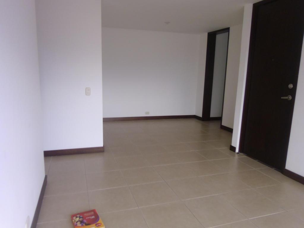 Apartamento en san juaquin 240000000