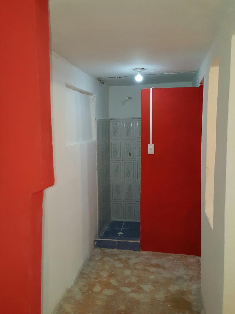 Arriendo Apartaestudio Resien Remodelado