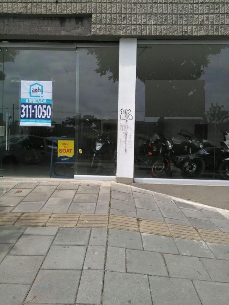 Cod. ABAYH1255 Local En Arriendo En Medellin Belén