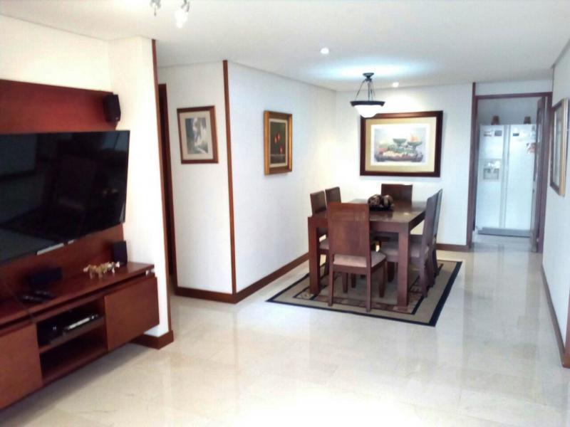 Cod. ABAYH2055 Apartamento En Arriendo En Medellin Loma De Los Gonzalez