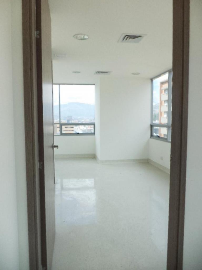 Cod. ABMER194101 Consultorio En Arriendo En Medellin Ciudad Del Rio