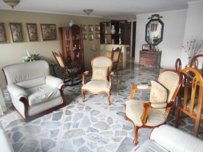 Cod. VBAYH1395 Apartamento En Venta En Medellin Laureles