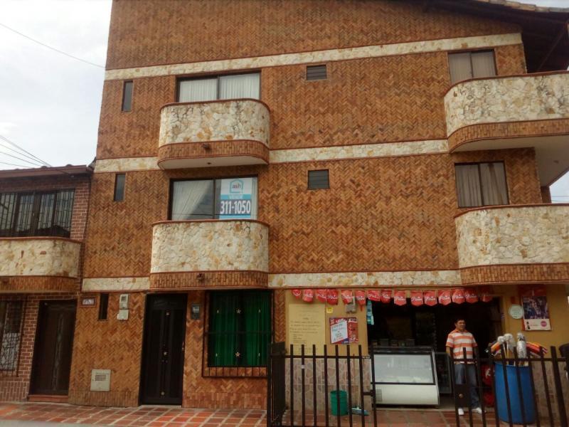 Cod. VBAYH1922 Casa En Arriendo/venta En Medellin San Pablo Guayabal