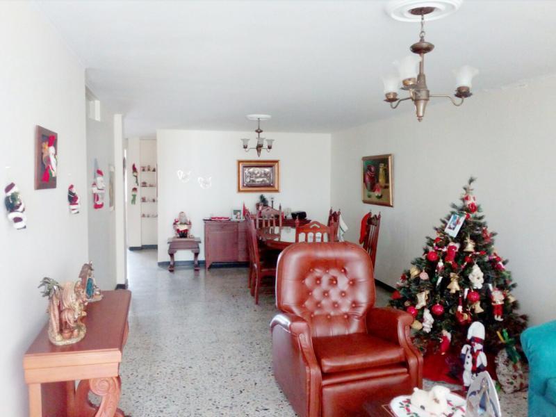 Cod. VBAYH2146 Apartamento En Venta En Medellin Laureles