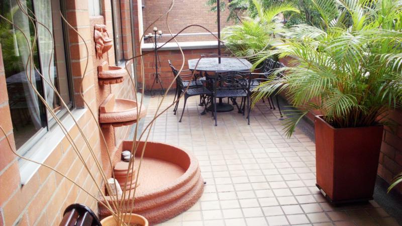 Cod. VBAYH609 Apartamento En Venta En Medellin El Poblado