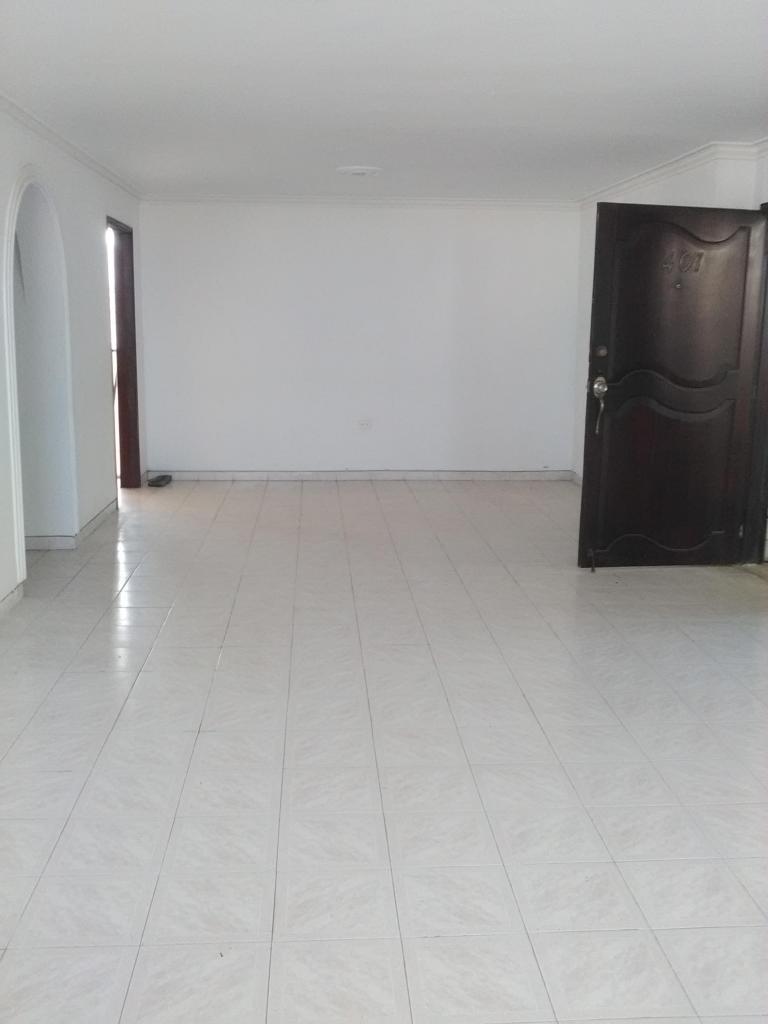 VENDO APARTAMENTO CON GAREJE