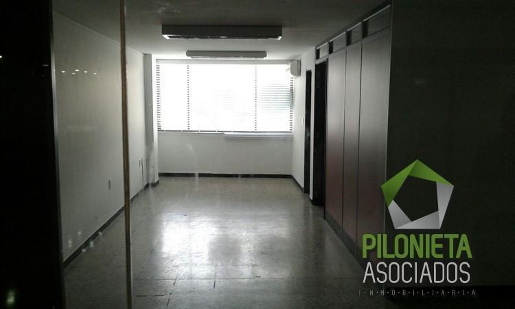 ARRIENDO LOCAL EN EL CENTRO EMPRESARIAL CHICAMOCHA