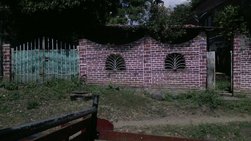 Vendo Casa Lote en Mulalo