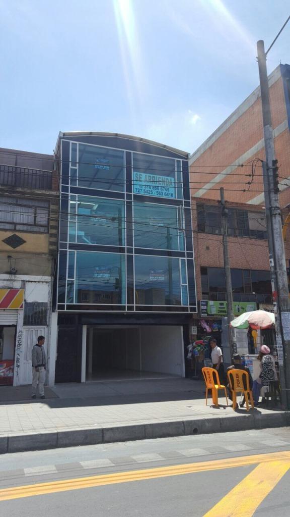 COD: AR0169 LOCAL COMERCIAL ARRIENDO KENNEDY