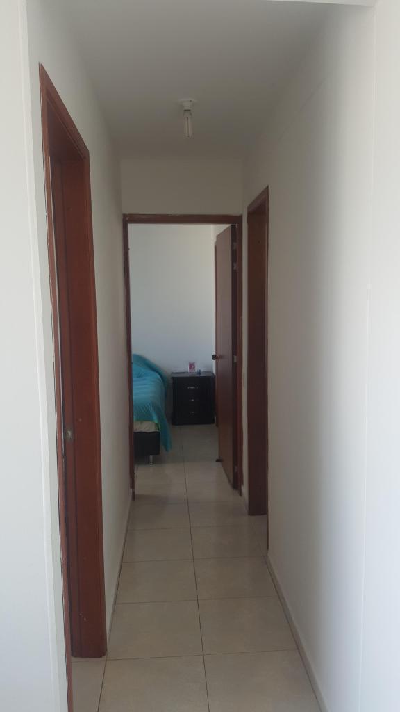 SE ARRIENDA APARTAMENTO EN LA SANTOTOMAS, EXCELENTE ZONA SOCIAL, PARQUEADERO