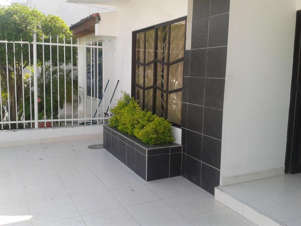 VENDO CASA DE TRES ALCOBAS EN CAMAGUEY