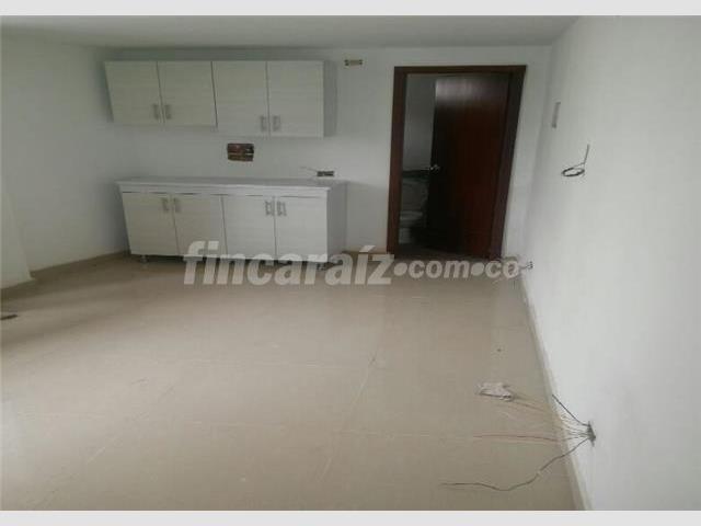 Oficina en arriendo en avenida paralela 2402087