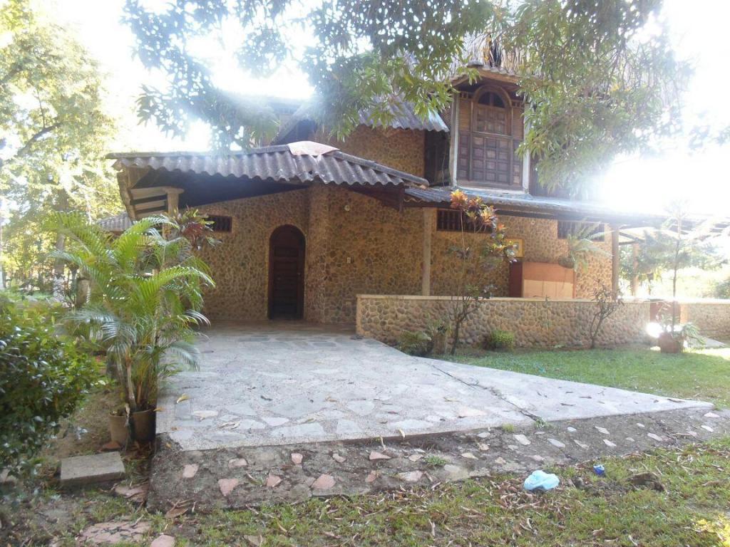 Se Vende finca con negocio recreativo