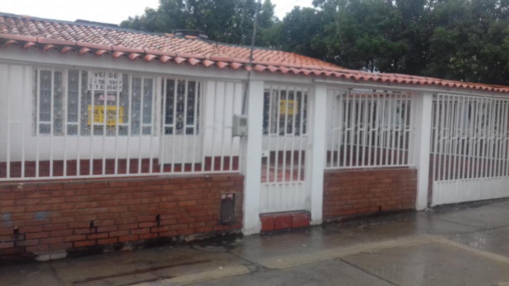 SE VENDE CASA MONTEBELLO II