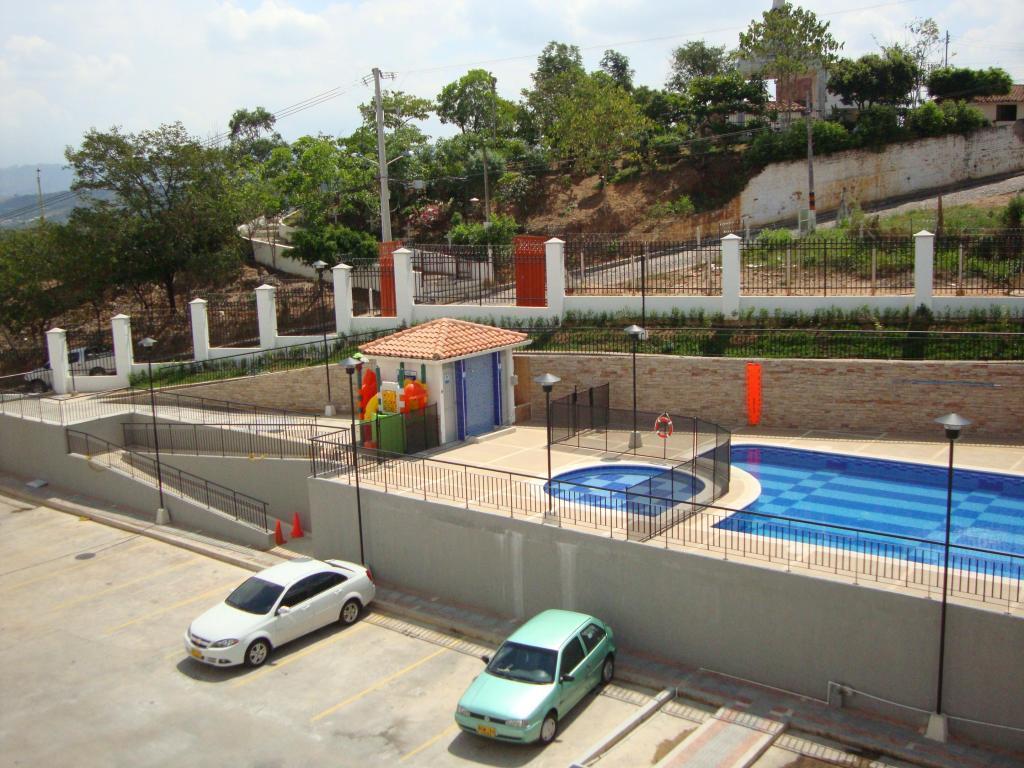 APTO CONJUNTO RESIDENCIAL LA FUENTE GIRON, COD: GISANAFUE150