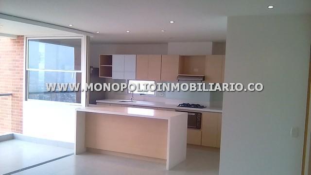 APARTAMENTO PARA LA RENTA EN LOMA ESMERALDAL ENVIGADO COD 6696