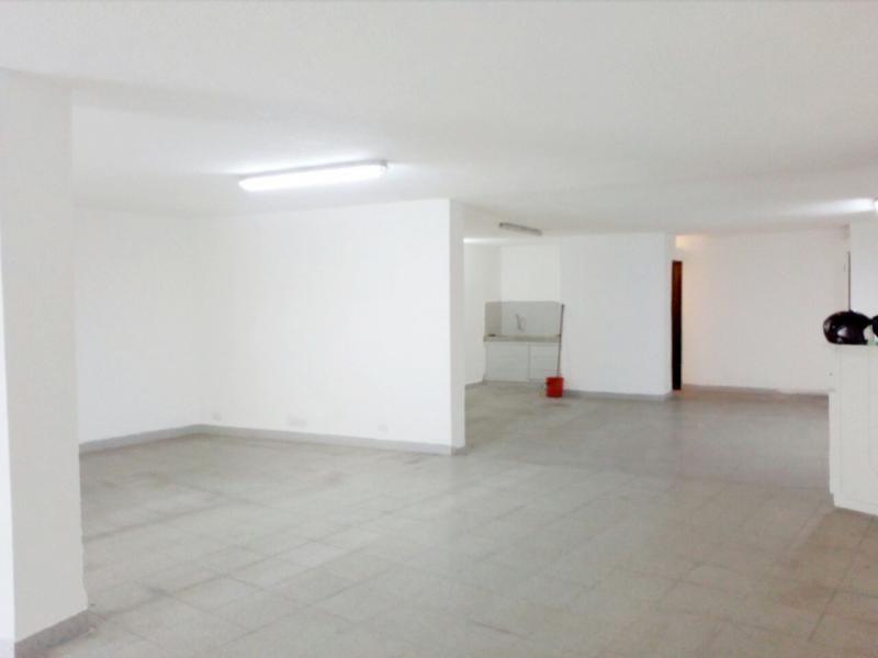 Cod. ABAYH2254 Local En Arriendo En Medellin San Juan