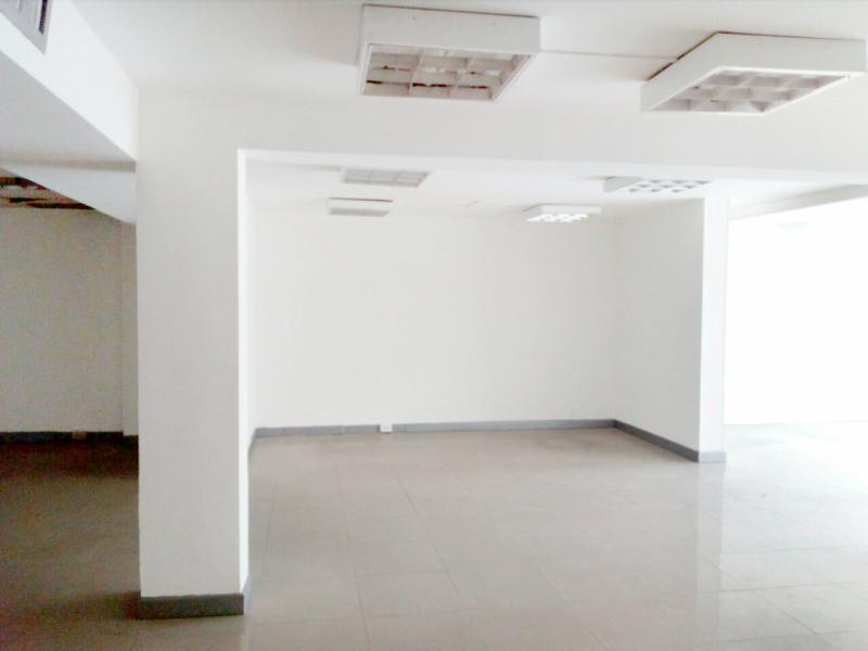 Cod. ABAYH2258 Local En Arriendo En Medellin Laureles