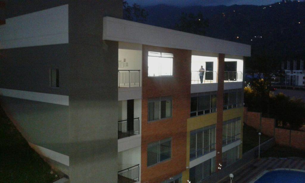 ARRIENDO HERMOSO APARTAMENTO EN EL CONJUNTO RESIDENCIAL RESERVA DE LA LOMA $ 600.000