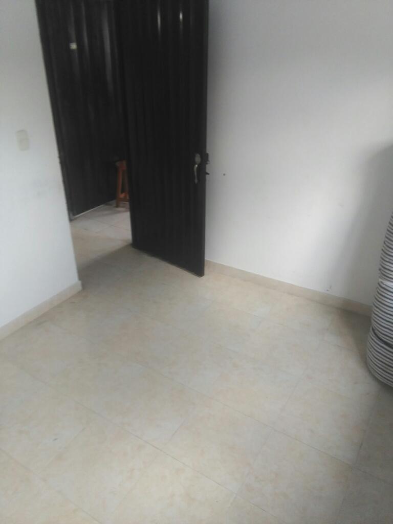 Se Arrienda Habitacion para Dama