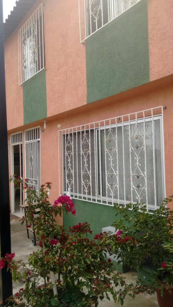 VENDO CASA EN CONJUNTO