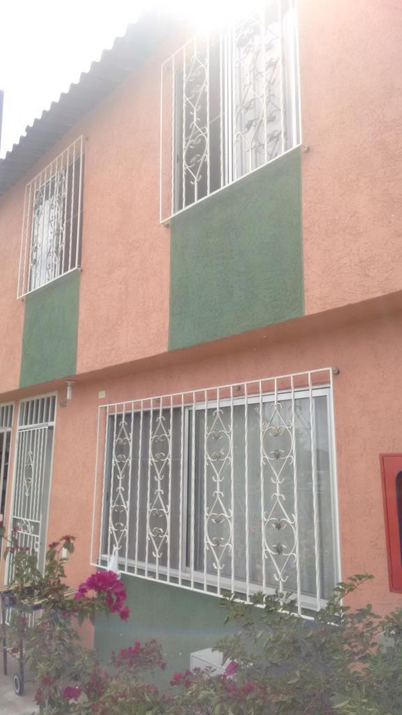 VENDO CASA EN CONJUNTO