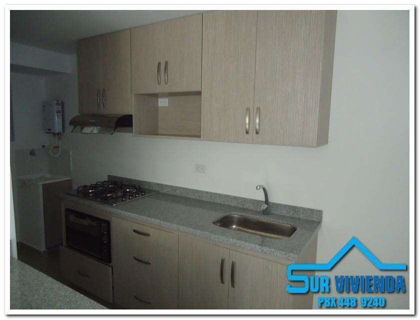 SE ARRIENDA APARTAMENTO EN