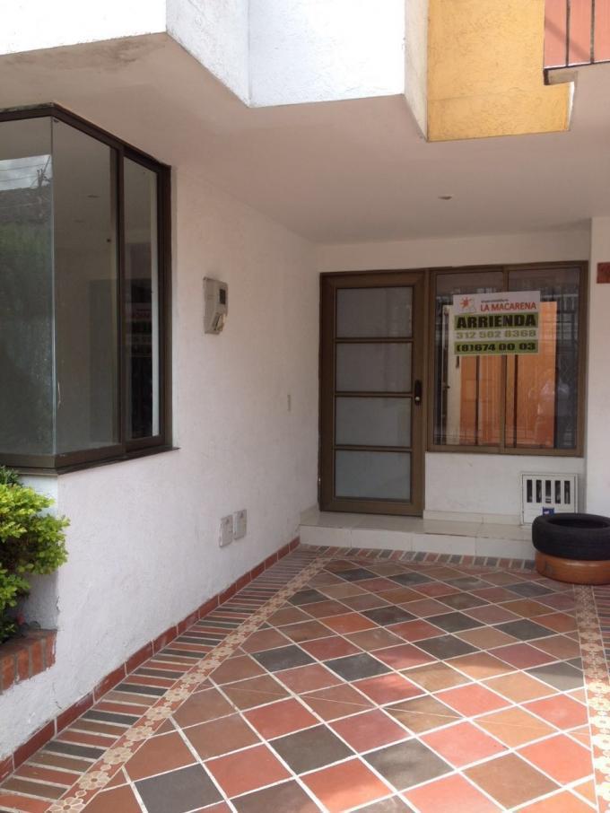 Arriendo/Venta DE CASAS EN MONTECARLO SUR  73635