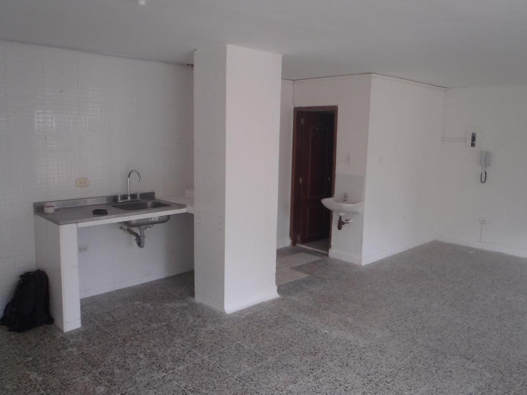 ARRIENDO LOCAL EL PRADO