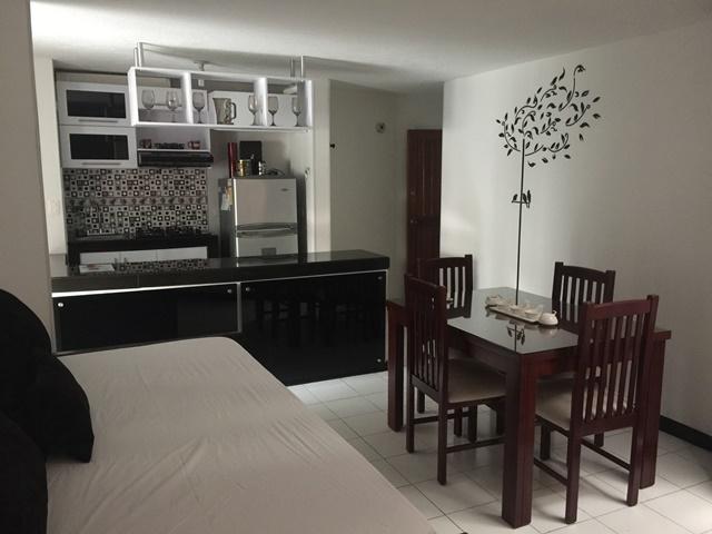 Apartamento en Arriendo en Versalles 49755