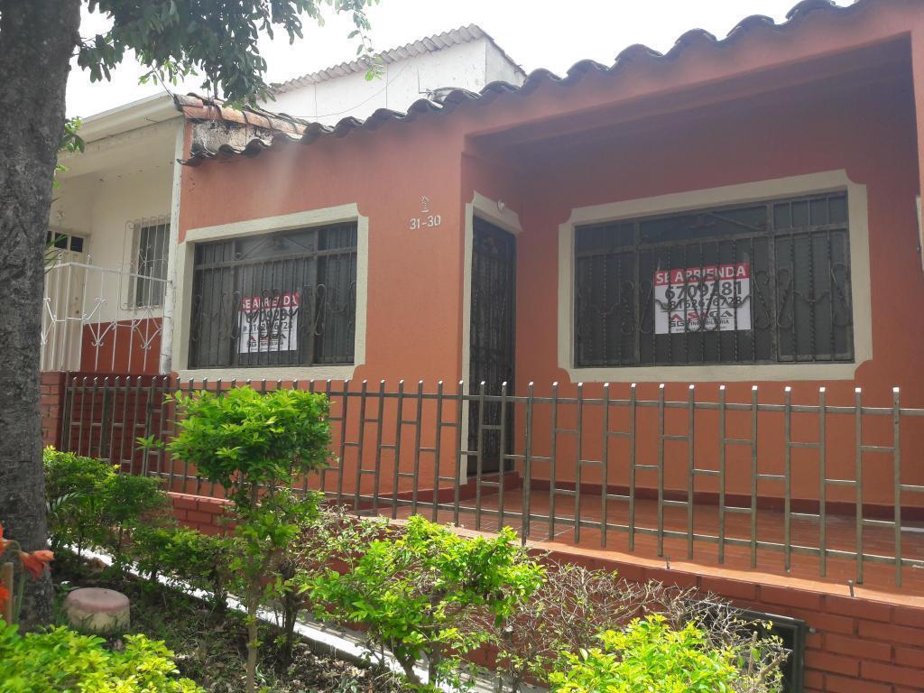 ARRIENDO HERMOSA CASA EN EL BARRIO EL DORADO