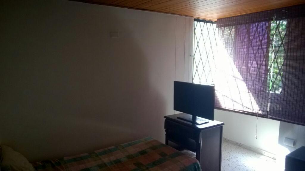 Arriendo Habitación