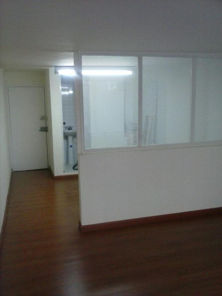Cod. ABAAV55 Oficina En Arriendo En Bogota Galerias