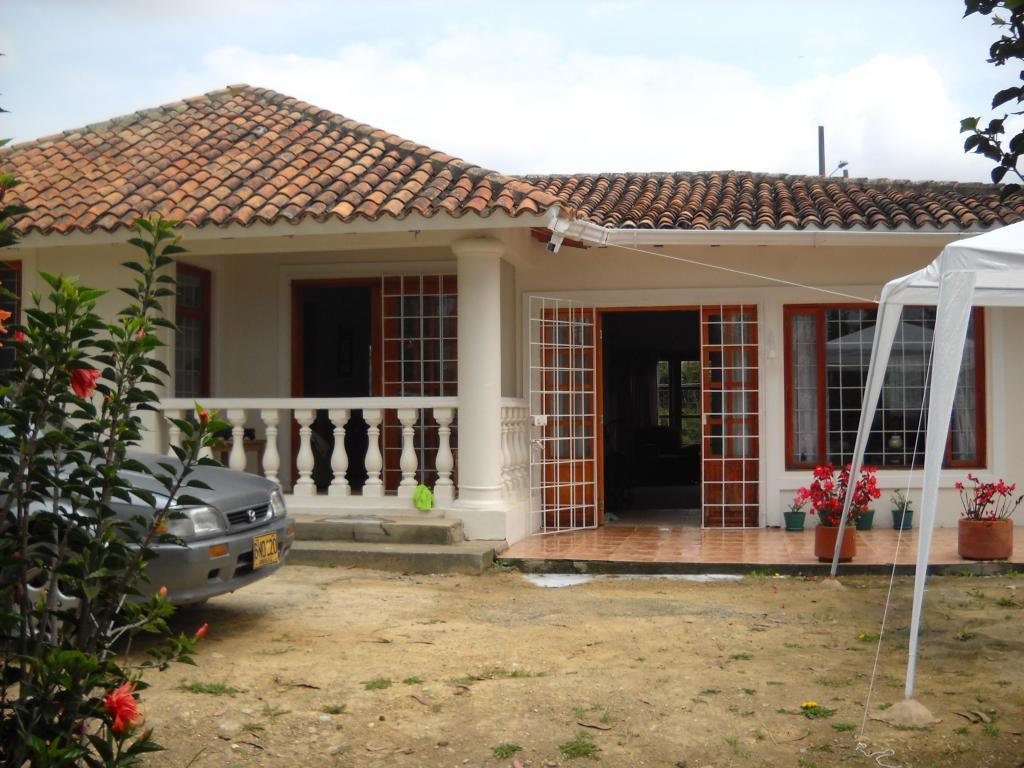 VENTA CASA CAMPESTRE AMOBLADA VEREDA LA BALSA CHIA wasi_280465 gihabitat