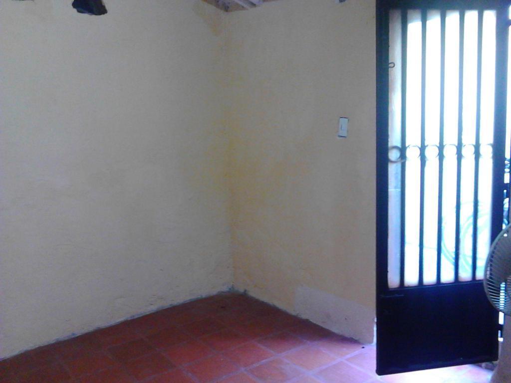 Arriendo habitación económica bien ubicada zona centrica