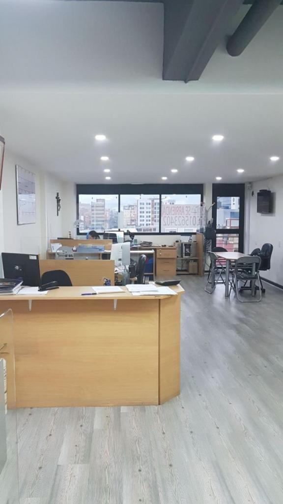 Cod. ABKAS3087 Oficina En Arriendo En Bogota La Castellana