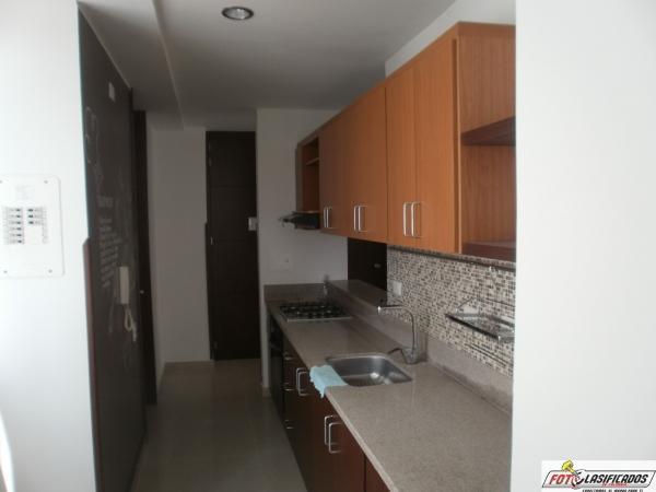 VENDO APARTAMENTO PISO ALTO NUEVO SOTOMAYOR 125 METROS