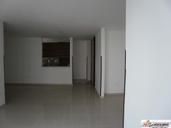 VENDO APARTAMENTO PISO ALTO NUEVO SOTOMAYOR 125 METROS