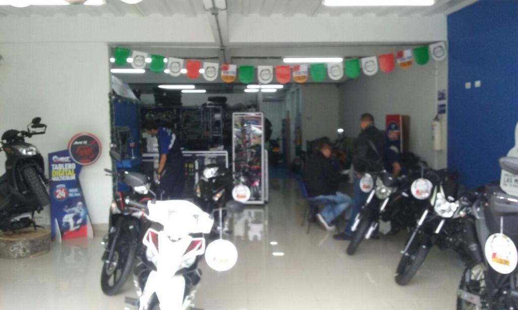 Vendo local comercial sobre via principal en