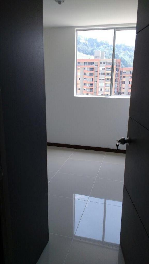 APARTAMENTO  SECTOR EL TRIANON PISO 7