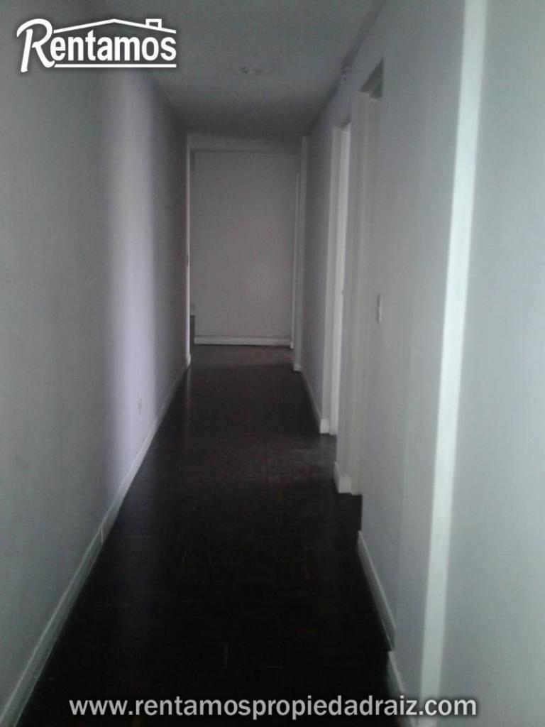 Cod. ABRPR4869 Apartamento En Arriendo En Medellin Colores