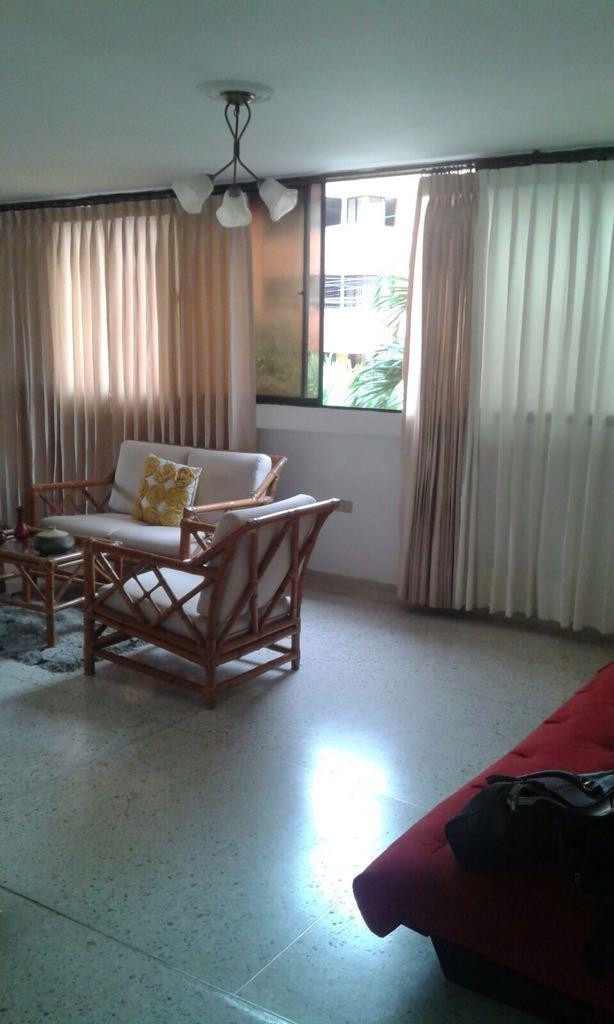 Arriendo apartaestudio amoblado barrio Riomar