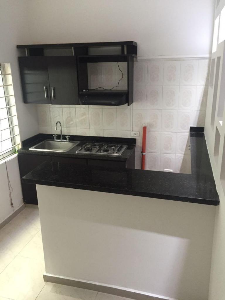 Arriendo apartaestudio barrio Alto Prado