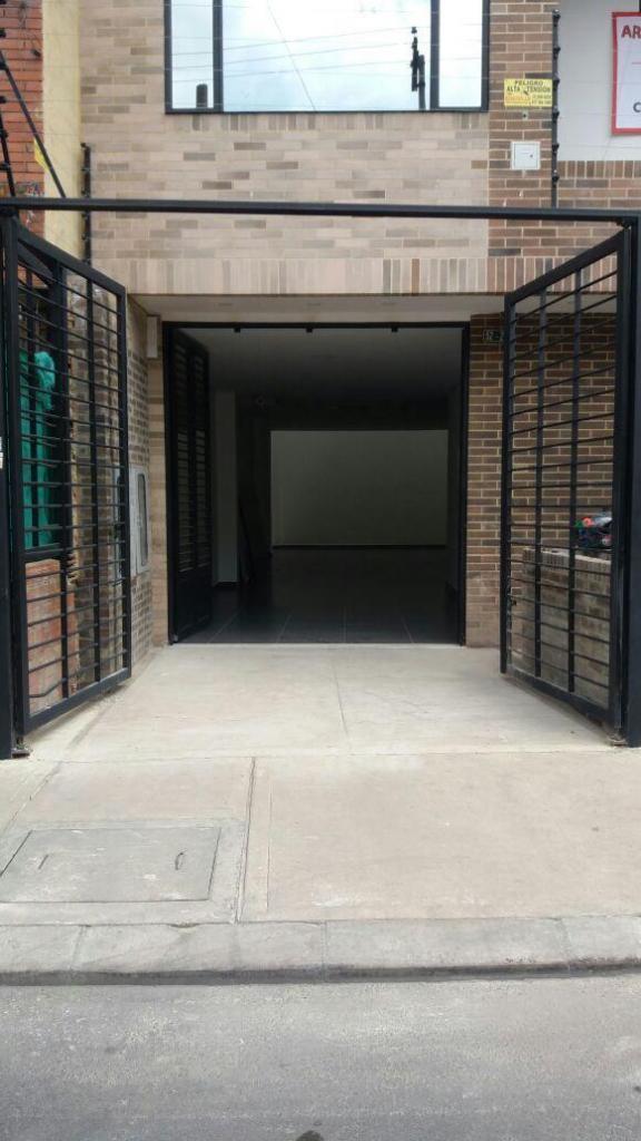 ARRIENDO LOCAL COMERCIAL PRADO