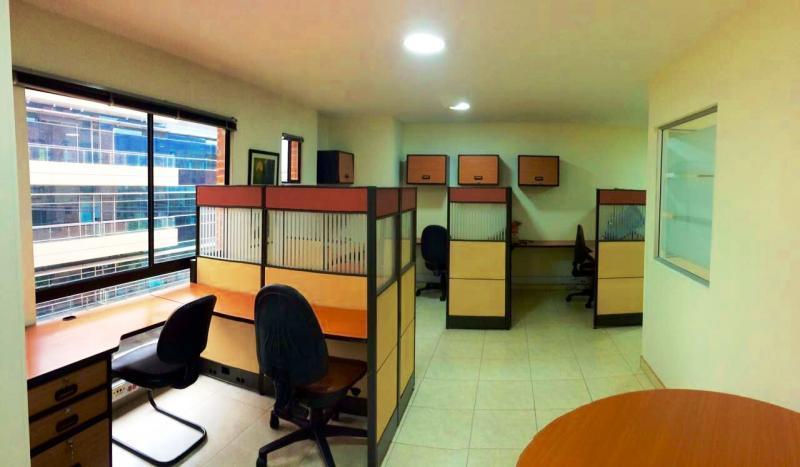 Cod. ABRKS42146076 Oficina En Arriendo En Bogota Santa Barbara OccidentalUsaquén