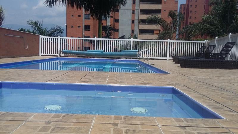 Cod. ABCFA315 Apartamento En Arriendo En Medellin El Poblado