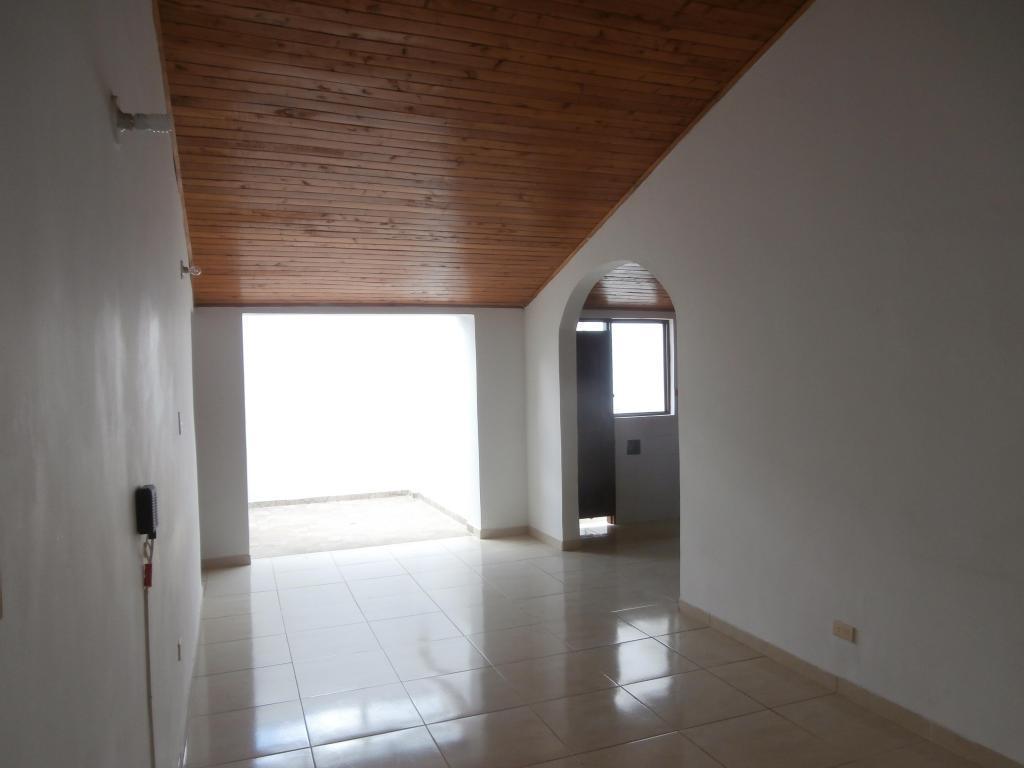 VENDO CASA DE UN PISO B,PALACE $220.000.000 NEG